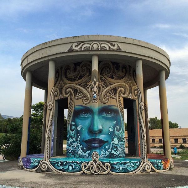 Художник створює масштабні вуличні твори по всій Європі. Дуже красиво!