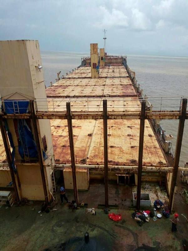 Індонезійська корабель-привид виявлений в акваторії М'янми. Ось що каже поліція.