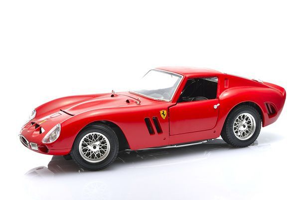 Найдорожчий автомобіль у світі Ferrari 250 GTO продали за рекордну суму. Всі 36 машин, вироблені з 1962 по 1964 рік, досі збереглися.