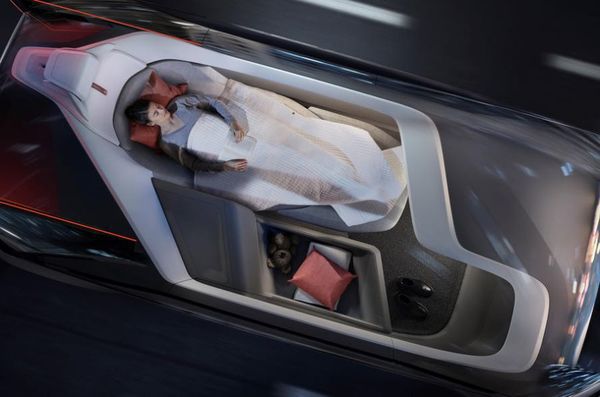 Volvo 360c: футуристичний безпілотний автомобіль майбутнього. Автомобіль майбутнього від Volvo – це місце, де комфортно спати, спілкуватися і працювати, перебуваючи в дорозі.
