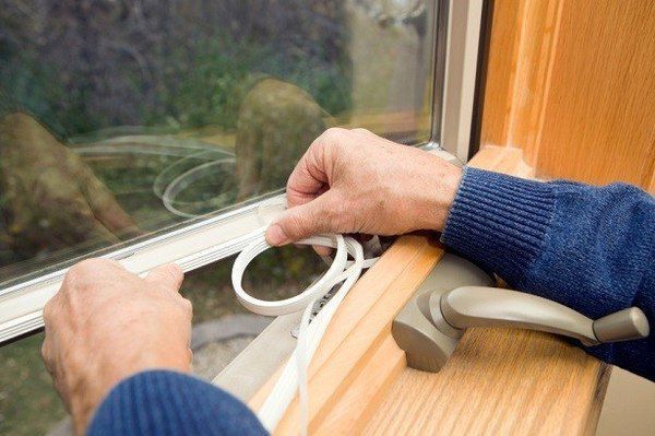 Способи утеплення вікон своїми руками. Першим кроком до енергозбереження є утеплення вікон.