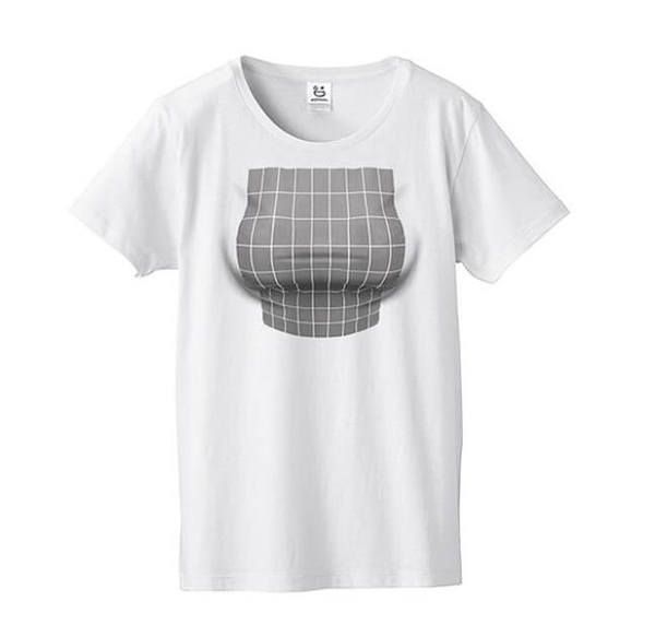 Дизайнери придумали футболку спеціально для власниць маленького бюста. Хочете миттєво збільшити об'єм грудей без операції? Це можливо. Дизайнери модного японського бренду «ekoD Works» придумали футболку спеціально для вас.