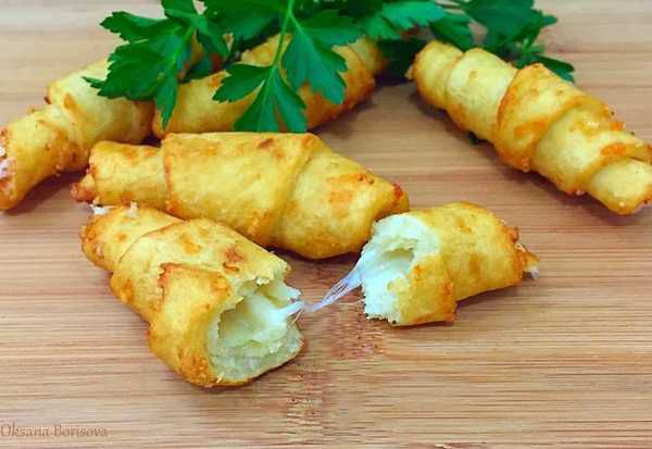 картопляні рогалики: ситна і смачна страва з картоплі і сиру
