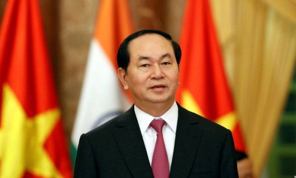 В Ханої на 62-му році життя помер президент В'єтнаму Чан Дай Куанг. Президент В'єтнаму Чан Дай Куанг помер у військовій лікарні вранці в п'ятницю, 21 вересня.