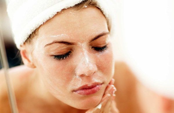 Прості, але важливі правила для чистої та здорової шкіри. 5 найважливіших правил догляду за шкірою.