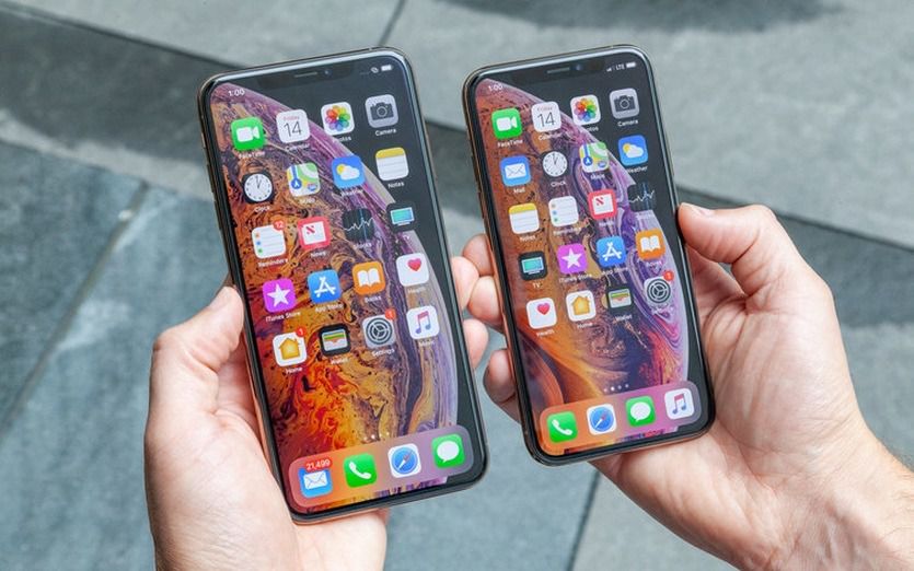 Фахівці назвали встановлений в iPhone XS Max OLED-екран найкращим у світі. Компанія DisplayMate назвала встановлений в iPhone XS Max OLED-екран найкращим у світі серед смартфонів. Попереднім лідером був екран в Galaxy Note 9.