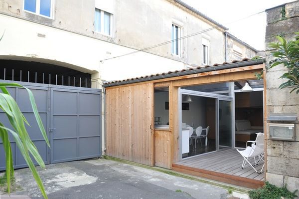 Ось така чарівна квартира вийшла з, здавалося б, звичайного гаража. У французького фотографа не було грошей на покупку квартири в Бордо.