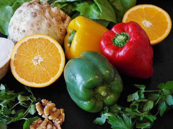 Основні відмінності між зеленим, червоним і жовтим перцем, які ми повинні враховувати при приготуванні їжі