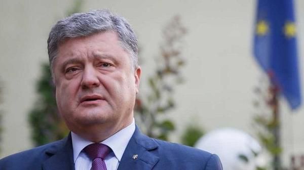 Президент Петро Порошенко заявив, що фабрика Roshen в російському Липецьку закрита і не працює. Порошенко розповів, як Путін не став конфісковувати Липецьку фабрику.