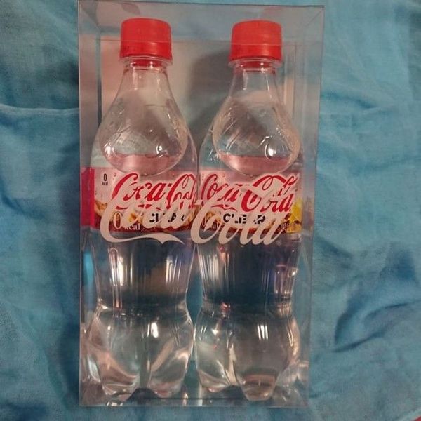 У Японії створили низькокалорійну і очищену Кока-Колу. Приголомшлива новина для любителів Кока-Коли.