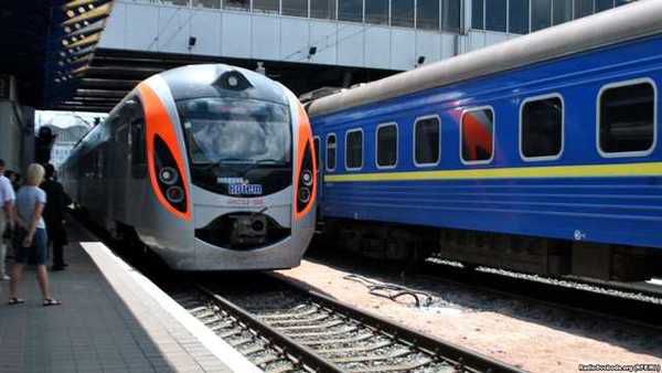 З 1 жовтня в Україні подорожчали квитки на потяги. Зростання цін не поширюється на деякі типи пасажирського залізничного сполучення.