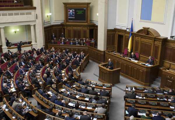 Рада проголосувала за санкції проти «112 Україна» і NewsOne. Верховна Рада просить Раду нацбезпеки і оборони застосувати санкції до власників телеканалів «112 Україна» і NewsOne.