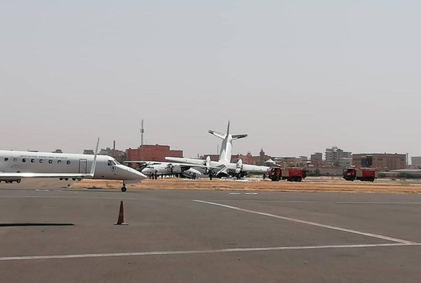 Два українських літаки "Ан" зіткнулися в аеропорту столиці Судану. В результаті події ніхто з людей не загинув.