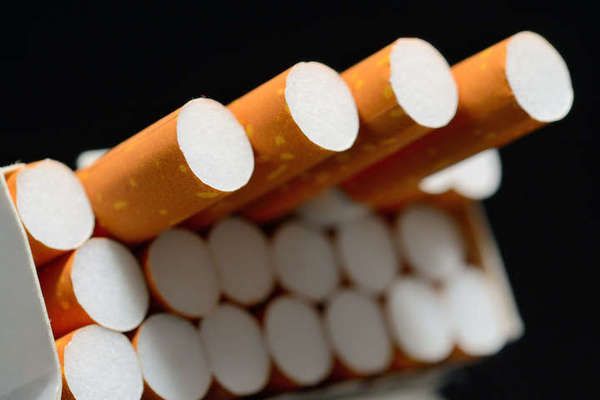 Дешевих сигарет тепер не буде. Мінфін подав у Раду проект, який встановлює додатковий податок на доступний тютюн.