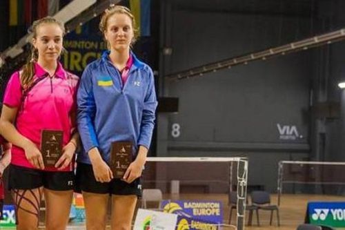 Українська спортсменка Анастасія Прозорова завоювала срібло на юнацьких Олімпійських іграх 2018. Рекордне досягнення 17-річної харків'янки з бадмінтону.