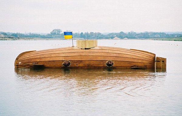 Анекдот дня: біля берегів США випливає дерев‘яний підводний човен на якому написано "Айдар". Чудовий анекдот від бійців АТО.