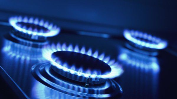 Більше тисячі абонентів у Чернігівській області залишаються без газу. Станом на 7:30 16 жовтня поки залишаються відключеними від газопостачання 1027 абонентів Ічні.