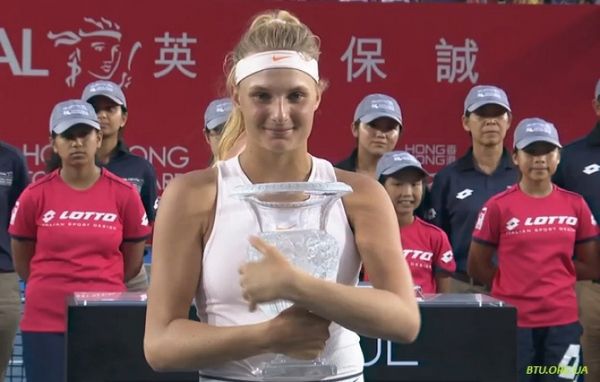 18-річна українка отримала пермогу у тенісному турнірі WTA у Гонконзі. Даяна Ястремська виграла свій перший титул у кар'єрі в турнірі серії WTA.
