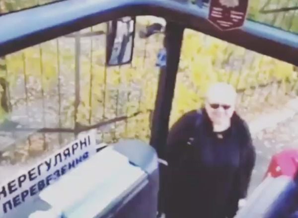 З'явилося останнє відео Марини Поплавської у злощасному автобусі. Автобус, в якому загинула Марина Поплавська.