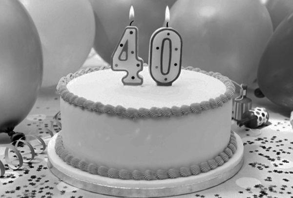Чому не можна відзначати 40-річчя? Прикмети та забобони. Святкувати сороковий день народження вважається поганою прикметою.