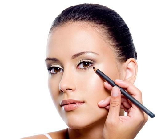 Make-up: найбільш поширені помилки в макіяжі очей. Макіяж важливо робити правильно, щоб підкреслити переваги і прибрати недоліки.