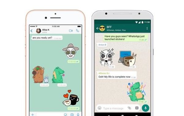 Новинка: у месенджері WhatsApp з'явилися стікери. Дане впровадження допоможе зробити спілкування більш живим і цікавим.