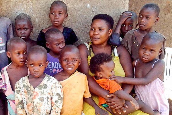 Жінка майже в 40 років стала матір'ю 44 нащадків:«Я вже давно не шкодую себе». Маріам Набатанзи Бабирьє з Уганди завжди мріяла про щасливу велику родину з шістьма дітьми.