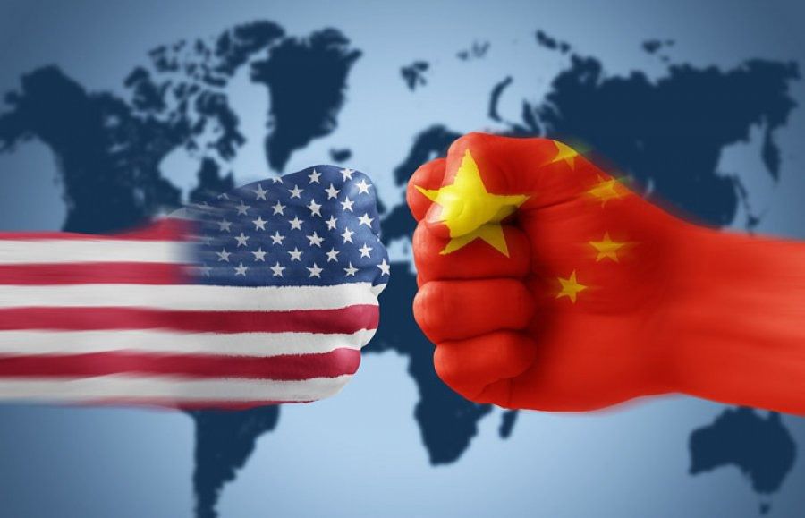 Американські компанії планують переносити виробництво з Китаю в інші країни. Це пов'язано з скороченням доходів через торгову війну США і Китаю.