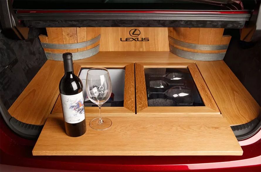 Lexus презентував седан для поціновувачів вина. Найцікавіше - всередині.