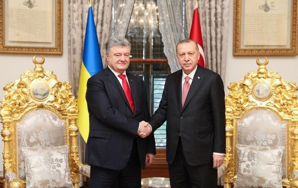 Головні тези зустрічі з переговорів Ердогана і Порошенко. Україна і Туреччина прийняли рішення до кінця року завершити роботу щодо підписання угоди про Зону вільної торгівлі.