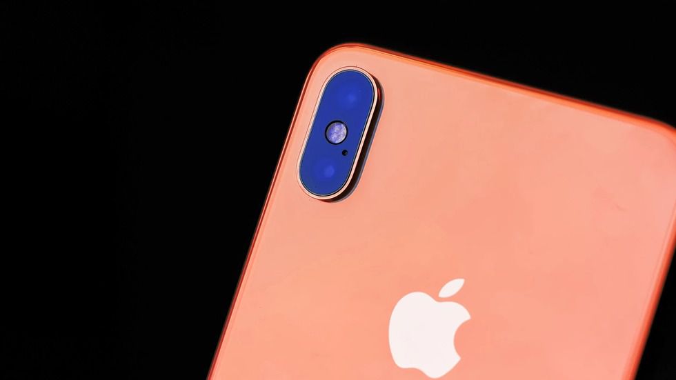 У всіх iPhone будуть встановлені 5G-модеми. За даними агентства Fast Company, Apple представить свій перший смартфон з підтримкою мереж п'ятого покоління в 2020 році.