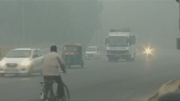 Повітря столиці Індії будуть очищати штучно викликаним дощем. Повітря в індійській столиці вважається одним з найбрудніших у світі.