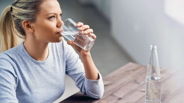 Медики назвали причини, чому не хочеться пити воду. Якщо ви зазначили за собою відсутність бажання пити воду - радимо звернутися до лікаря.