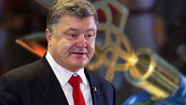 Порошенко подякував американцям за санкції проти РФ. Президент зазначив, що введені санкції - це чіткий сигнал міжнародної підтримки України.