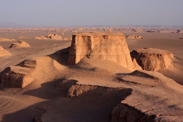 Близький Схід: 9 найбільш видовищних природних чудес. Уявляєте собі Близький Схід тільки як нескінченні дюни і піщані пляжі? Насправді, природа цієї частини світу куди різноманітніша!
