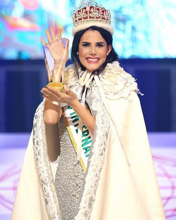 Українка вперше увійшла до 15-ки найкрасивіших дівчат на конкурсі "Miss International". Корона дісталася представниці Венесуели.
