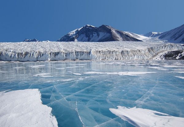 Під льодом Антарктики знайшли древній континент. Знахідка допоможе краще зрозуміти минуле і майбутнє нашої планети.