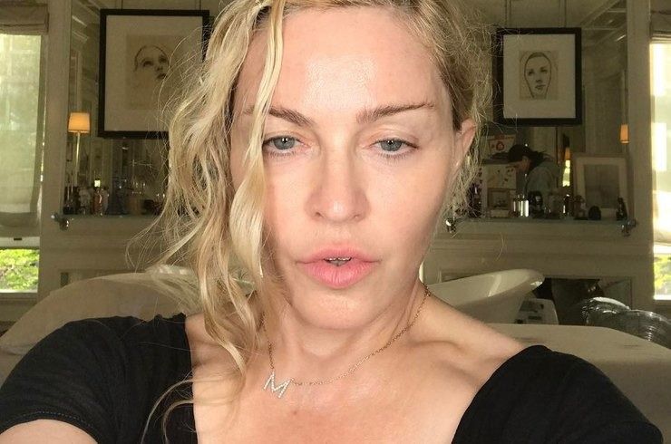 Стильно і ефектно: в мережі обговорюють нове фото Мадонни. Мадонна поділилася з шанувальниками зухвалим знімком.
