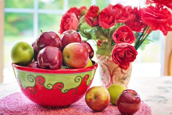 Як зберегти яблука до зими: сім важливих правил. Якщо правильно укласти на зберігання яблука, то вони легко протримаються до Нового року [кілька цікавих рецептів].