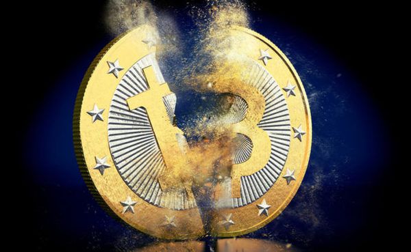 Bitcoin продовжує стрімко дешевшати. У вівторок вранці, 20 листопада, середньоринковий курс біткоіна встановив черговий річний мінімум в $4500.