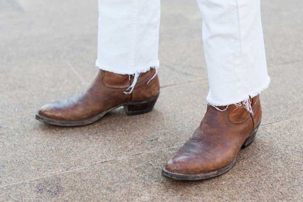 Чоловіча мода і стиль: як носити чоботи. Якщо ти досі соромишся або не знаєш з чим носити чоботи і які вони бувають – читай нашу добірку.