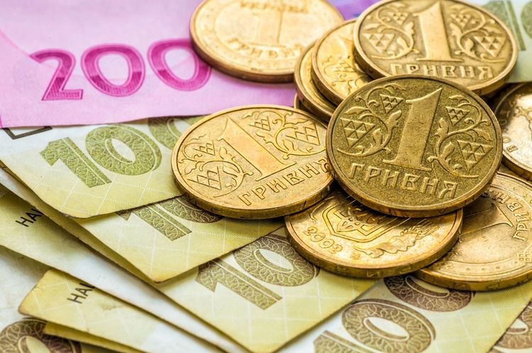 Україна скоротила держборг до $74,3 млрд. В національній валюті держборг на кінець жовтня склав 2,093 млрд грн проти 2,112 трлн грн місяцем раніше.