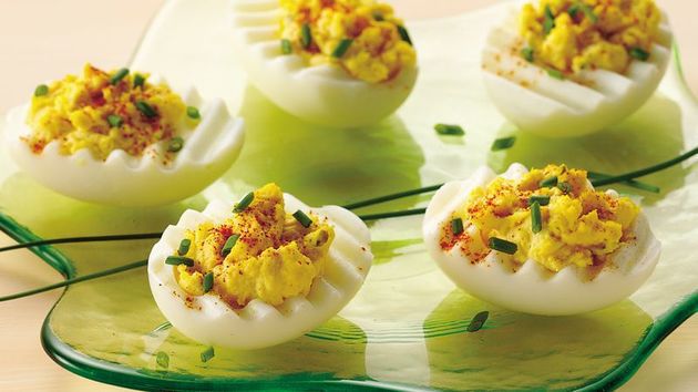 Як ідеально приготувати фаршировані яйця. Короткий рецепт фаршированих яєць? Новий погляд на те, як зробити цю знакову закуску швидко та смачно.