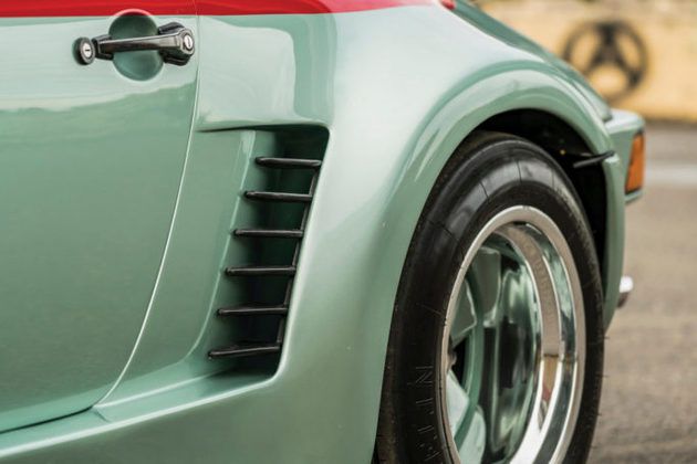 М'ятний Porsche 935 виставлений на аукціон. Оціночна вартість такого автомобіля складає близько $150 000.