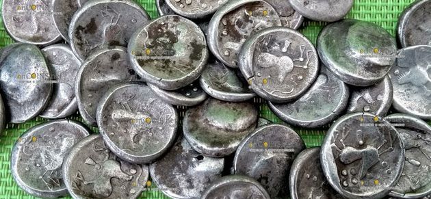 Сорок срібних кельтських монет знайдено в Словаччині. Вік монет оцінюється приблизно в 2000 років. Це найстаріші монети епохи кельтів, знайдені на території країни.