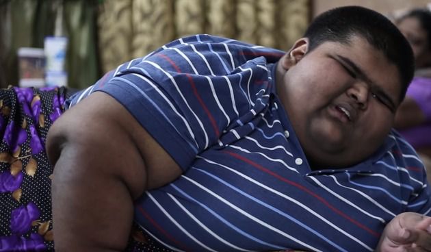 Найтовстіший хлопчик у світі скинув сто кілограмів і вперше зміг сходити в кіно. Максимальна вага підлітка становила 237 кілограмів.