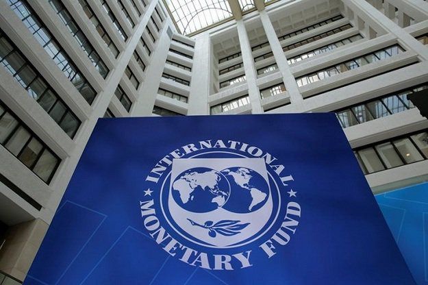 МВФ призначив дату засідання ради директорів по Україні. Засідання ради директорів Міжнародного валютного фонду (МВФ) з питання співпраці з Україною в рамках програми фінансування stand-by (SBA) призначено на 18 грудня.