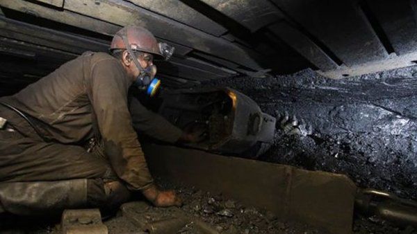На Львівщині 97 шахтарів протестують під землею через невиплату зарплати. Вимога одна - погасити заборгованість із заробітної плати.