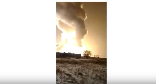 У Росії на ракетному полігоні Капустін Яр впала ракета. У Росії на полігоні впала ракета.