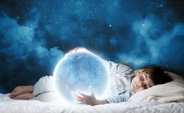 Чому не можна розповідати про свої сни. За словами езотериків, в деяких випадках розповідати сновидіння категорично протипоказано.
